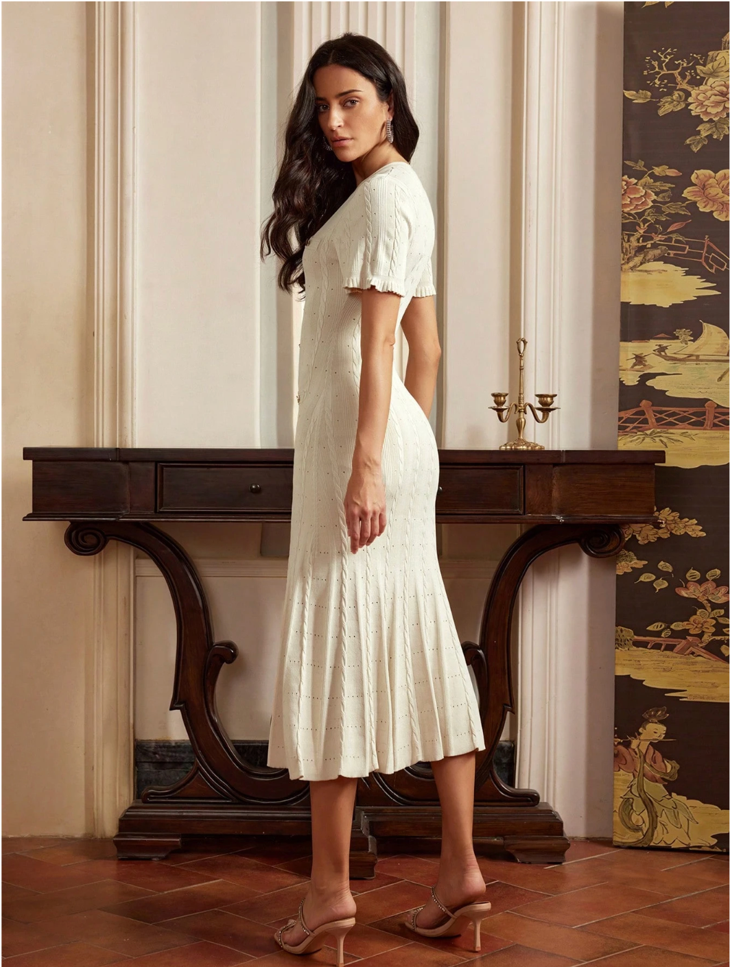 Elegant cream midi dress with buttons – timeless women’s dress Gillian & Co